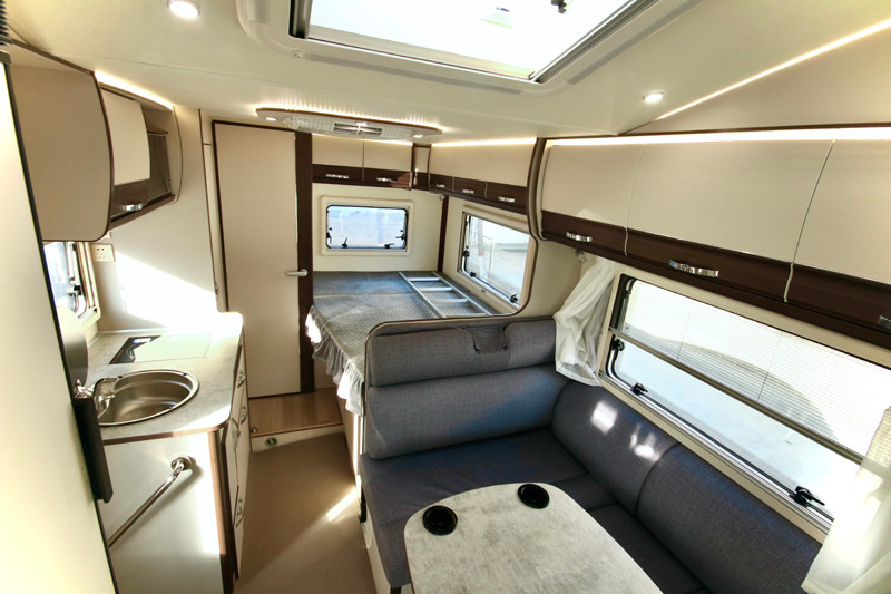 幸運(yùn)四葉草房車,旅行更舒適選擇 幸運(yùn)四葉草房車,旅行更舒適選擇