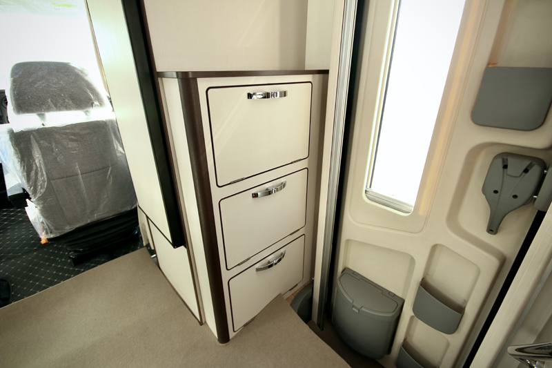 幸運(yùn)四葉草房車,旅行更舒適選擇 幸運(yùn)四葉草房車,旅行更舒適選擇