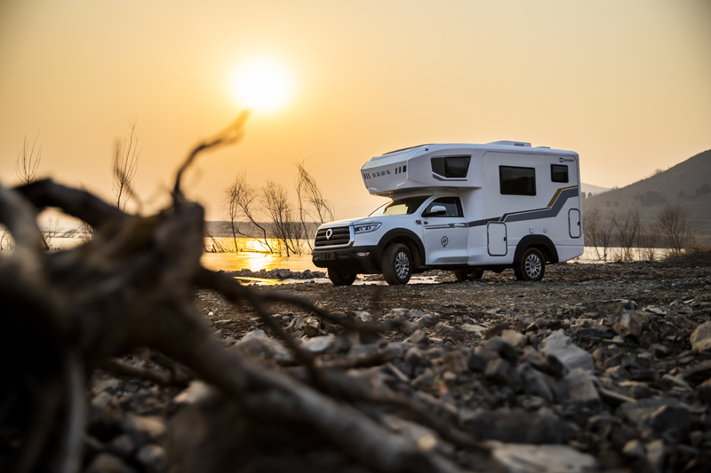 房車有差速鎖更給力 房車有差速鎖更給力