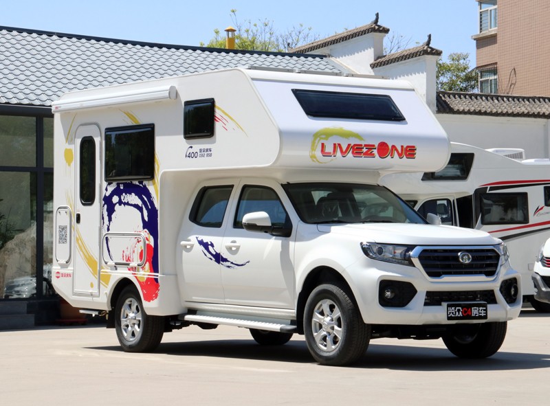 不懼荒野，不怕泥濘，四驅(qū)房車更給力