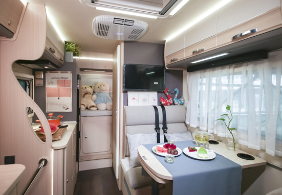 這款四驅(qū)房車，只為“躺平”設(shè)計(jì)