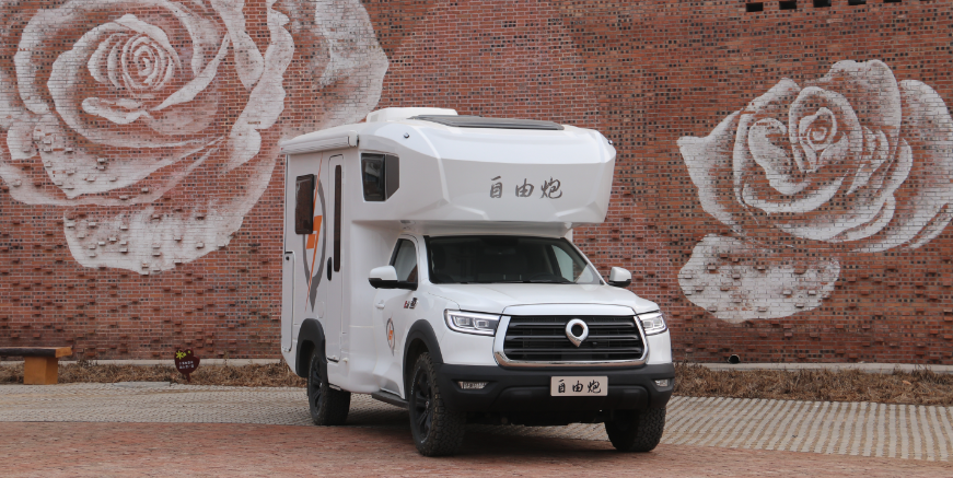 生如逆旅，一車(chē)以航：自駕游100多個(gè)城市 后半生為自己而活 58歲阿姨的逐夢(mèng)之旅